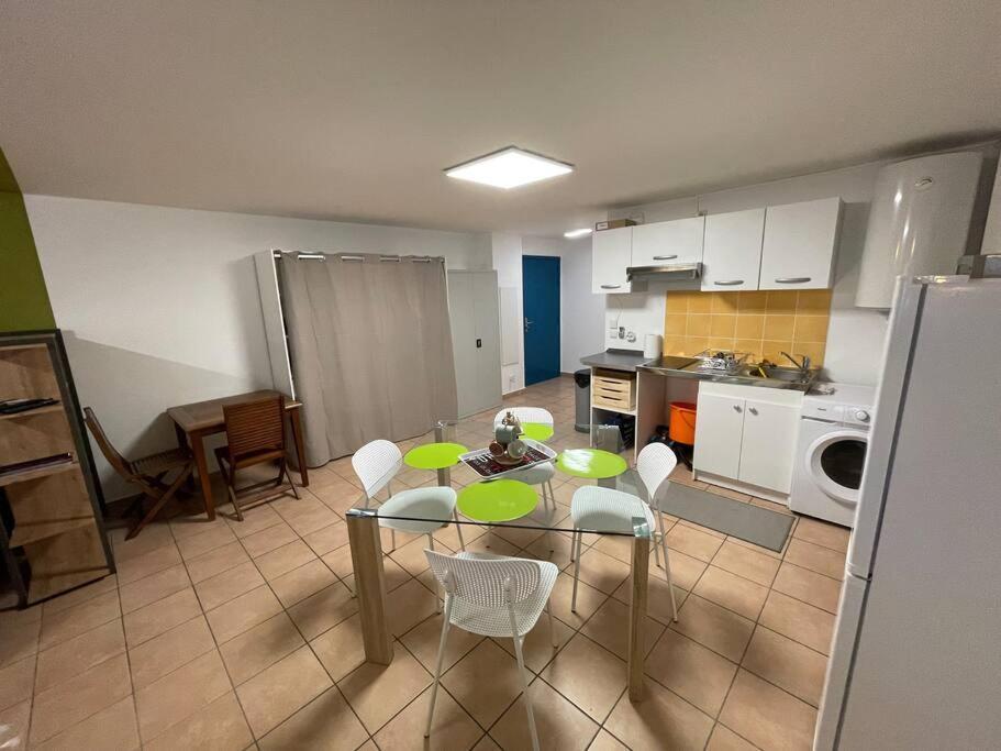 Immense Studio 51 Jusqu'A 4 Personnes Avec Vue Mer 圣丹尼斯 外观 照片