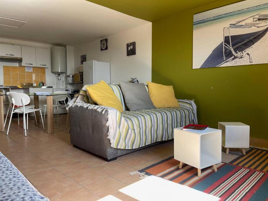 Immense Studio 51 Jusqu'A 4 Personnes Avec Vue Mer 圣丹尼斯 外观 照片